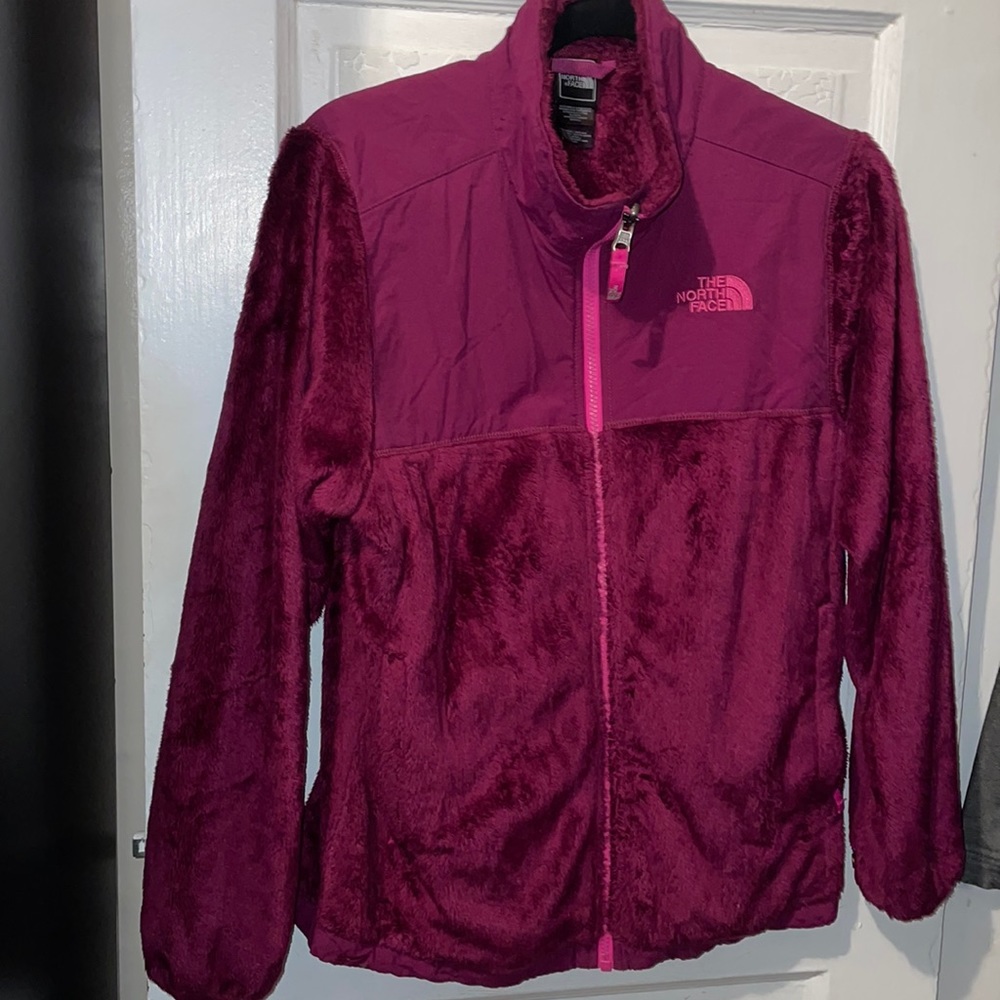 Fuchsia North Face Fur Coat size XL (18) in kids size size small in woman’s